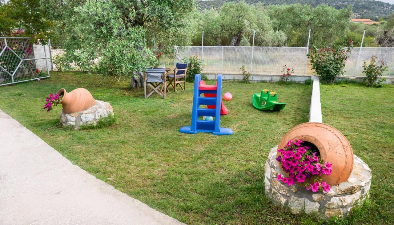 Kiriakos Holiday Home Astris Esterno foto