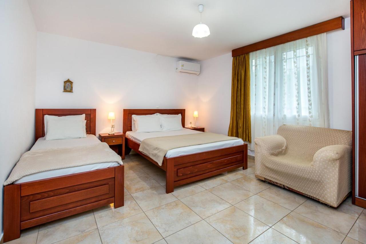 Kiriakos Holiday Home Astris Esterno foto