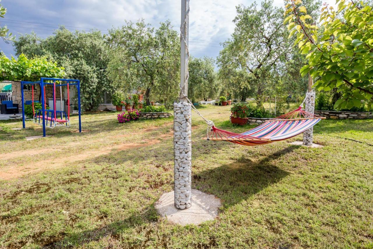 Kiriakos Holiday Home Astris Esterno foto